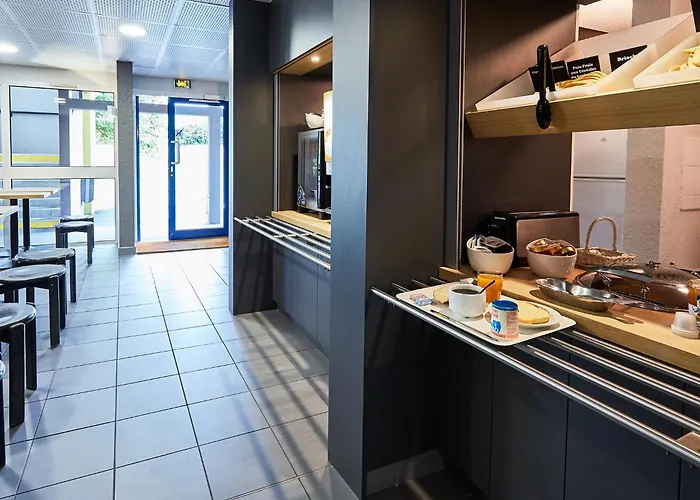 B&B Hotel Cherbourg Hotel