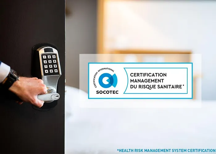 B&B Hotel Cherbourg 2*