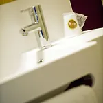 B&B Hotel Cherbourg Szálloda
