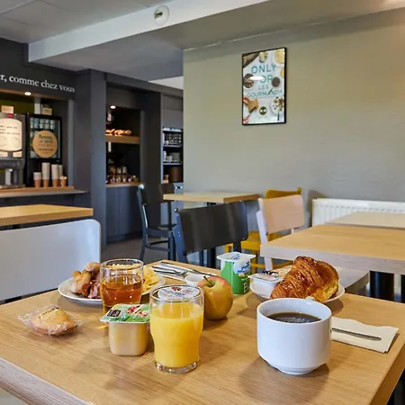 호텔 B&B Hotel Cherbourg 셰르부르 앙 코탱탕