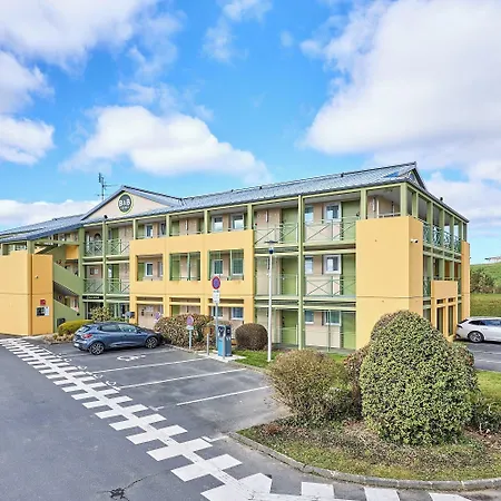 B&B Hotel Cherbourg 호텔 2*