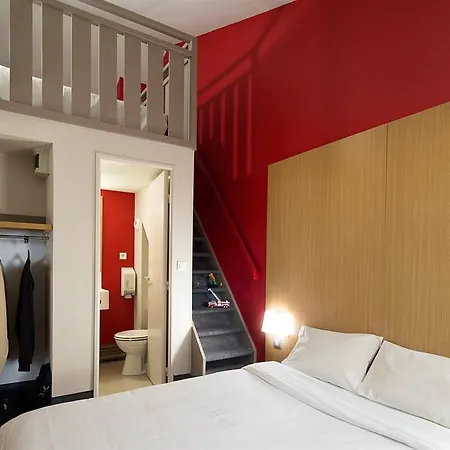 B&B Hotel Cherbourg מלון שרבורג
