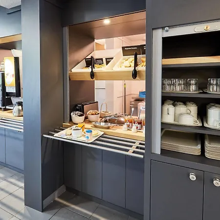 Ξενοδοχείο B&B Hotel Cherbourg 2*