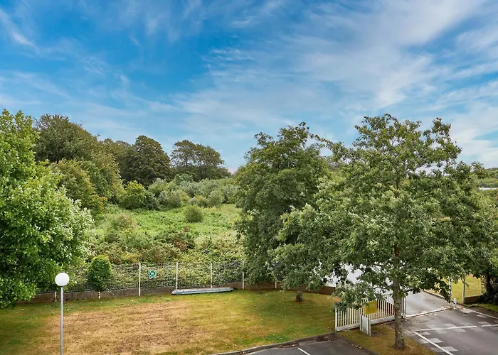 B&B Hotel Cherbourg 2*