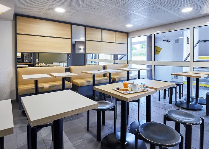 B&B Hotel Cherbourg Hotel Cherbourg-en-Cotentin