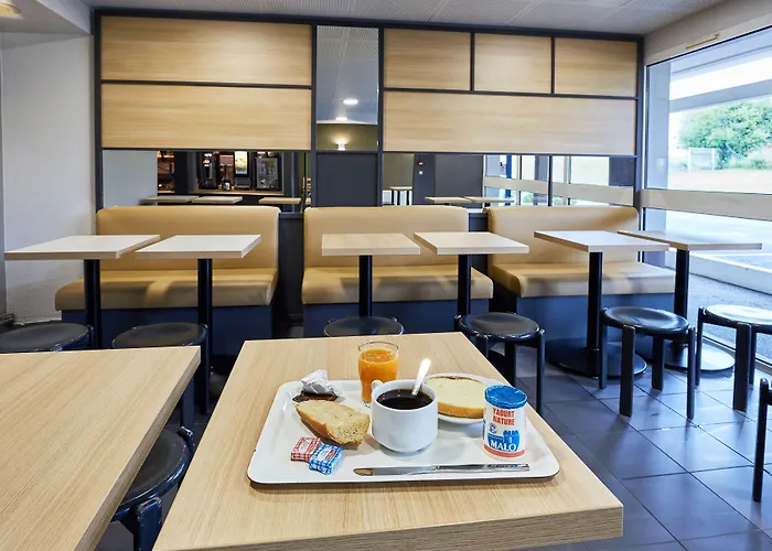 Hotel B&B Hotel Cherbourg 2*