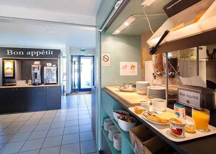 B&B Hotel Cherbourg 2*