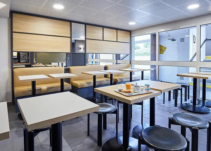 Hotel B&B Hotel Cherbourg 2*